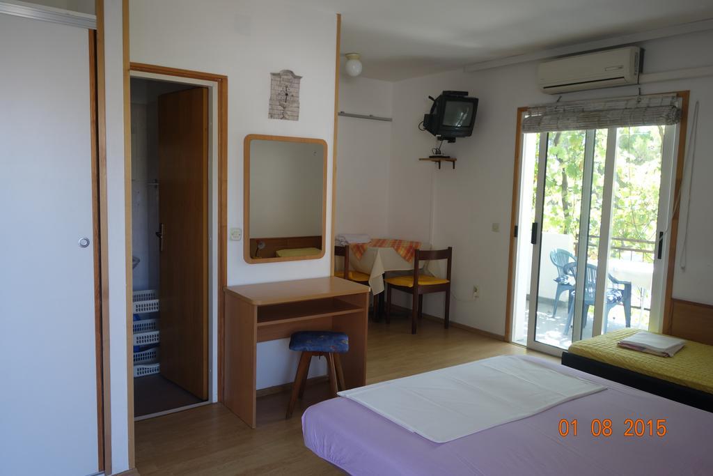Apartments Mistral Orebić Rom bilde