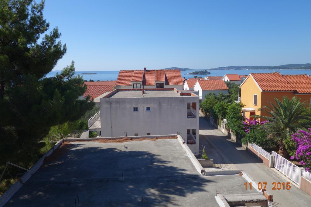 Apartments Mistral Orebić Rom bilde