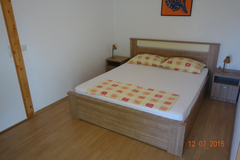 Apartments Mistral Orebić Rom bilde